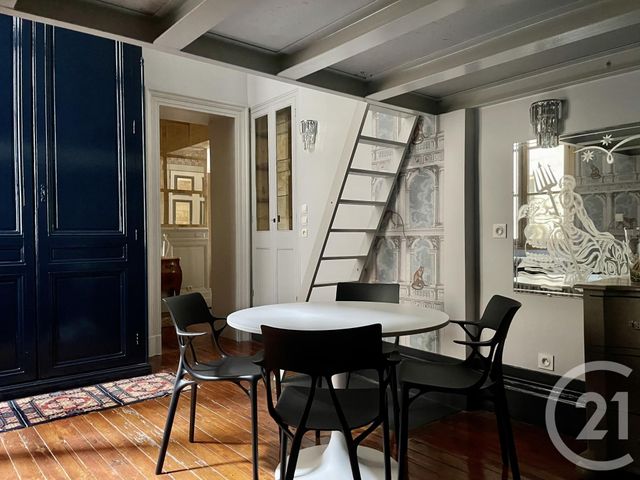 Appartement T2 &agrave; louer - 3 pi&egrave;ces - 71,04 m2 - Bordeaux - 33 - AQUITAINE