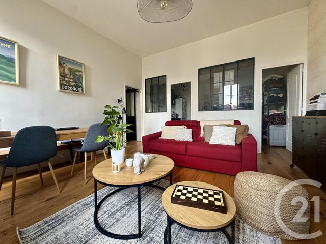 Appartement &agrave; louer - 3 pi&egrave;ces - 53,02 m2 - Bordeaux - 33 - AQUITAINE