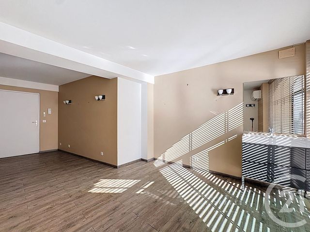 Local commercial à louer - 20.83 m2 - 33 - Gironde