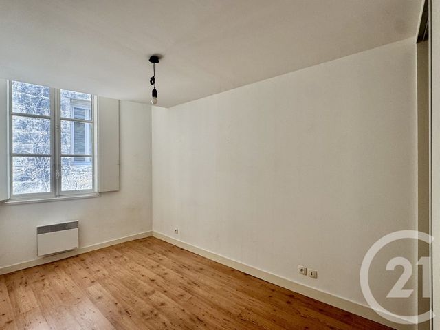 Appartement T3 &agrave; louer - 3 pi&egrave;ces - 68,77 m2 - Bordeaux - 33 - AQUITAINE