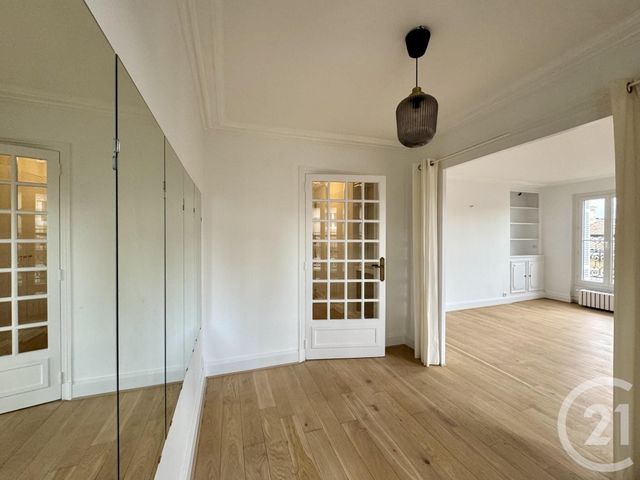 Appartement &agrave; louer - 4 pi&egrave;ces - 95,01 m2 - Bordeaux - 33 - AQUITAINE