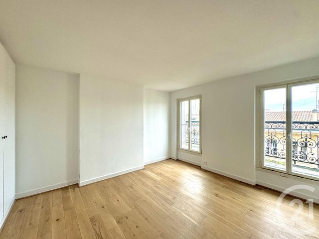 Appartement &agrave; louer - 4 pi&egrave;ces - 95,01 m2 - Bordeaux - 33 - AQUITAINE