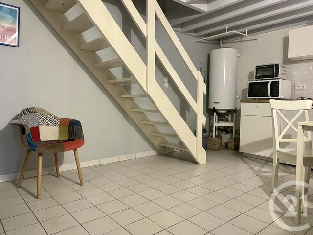 Appartement T1 &agrave; louer - 1 pi&egrave;ce - 27,95 m2 - Bordeaux - 33 - AQUITAINE