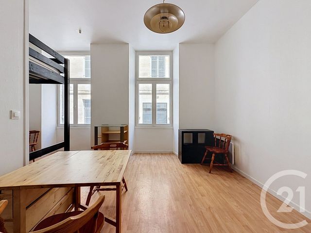 Appartement Studio &agrave; vendre - 1 pi&egrave;ce - 27 m2 - Bordeaux - 33 - AQUITAINE