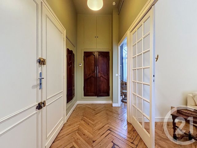 Appartement &agrave; louer - 2 pi&egrave;ces - 68,47 m2 - Bordeaux - 33 - AQUITAINE