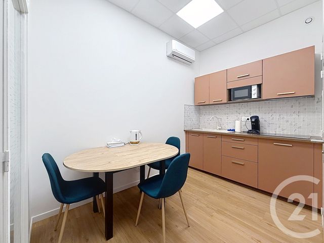 Bureaux à louer - 130.0 m2 - 33 - Gironde
