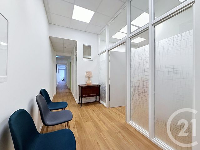 Bureaux à louer - 130.0 m2 - 33 - Gironde