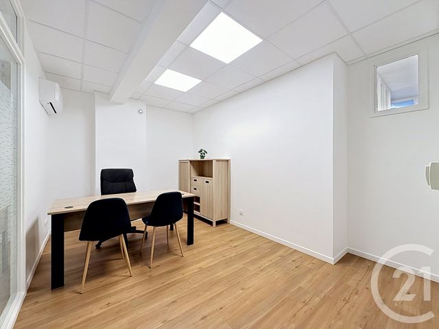 Bureaux à louer - 130.0 m2 - 33 - Gironde
