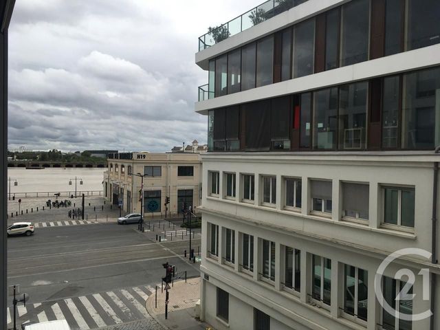 Appartement &agrave; louer - 3 pi&egrave;ces - 63,20 m2 - Bordeaux - 33 - AQUITAINE