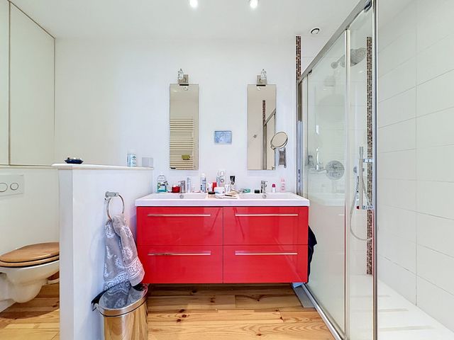 Appartement &agrave; louer - 5 pi&egrave;ces - 170 m2 - Bordeaux - 33 - AQUITAINE