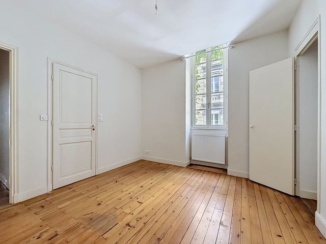 Appartement T4 &agrave; louer - 4 pi&egrave;ces - 104 m2 - Bordeaux - 33 - AQUITAINE