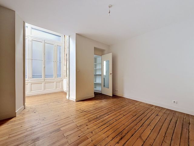 Appartement T4 &agrave; louer - 4 pi&egrave;ces - 104 m2 - Bordeaux - 33 - AQUITAINE
