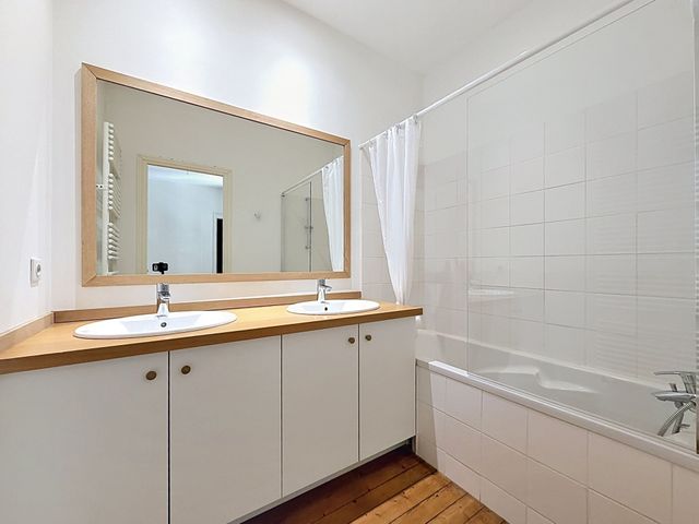Appartement T4 &agrave; louer - 4 pi&egrave;ces - 104 m2 - Bordeaux - 33 - AQUITAINE