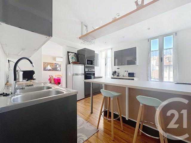 Appartement F6 à vendre - 6 pièces - 105 m2 - Arcachon - 33 - AQUITAINE