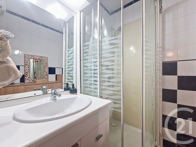 Appartement F1 bis à vendre - 2 pièces - 32,83 m2 - Arcachon - 33 - AQUITAINE