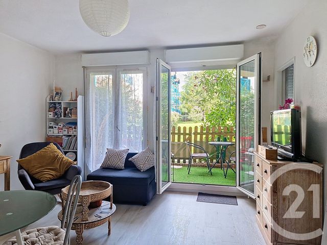 Appartement F1 bis à vendre - 2 pièces - 32,83 m2 - Arcachon - 33 - AQUITAINE