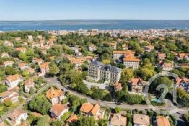 Appartement T3 à vendre - 3 pièces - 61,60 m2 - Arcachon - 33 - AQUITAINE