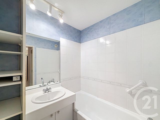 Appartement T3 à vendre - 3 pièces - 59 m2 - Arcachon - 33 - AQUITAINE