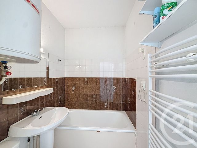 Appartement Studio Cabine à vendre - 1 pièce - 22,23 m2 - Arcachon - 33 - AQUITAINE