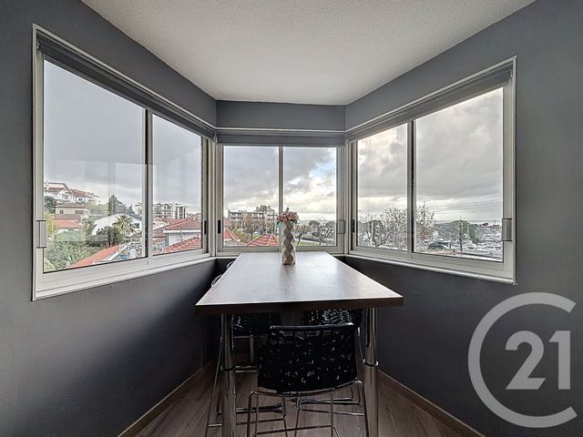 Appartement Studio Cabine à vendre - 1 pièce - 28 m2 - Arcachon - 33 - AQUITAINE