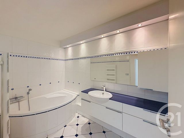 Appartement T3 &agrave; vendre - 2 pi&egrave;ces - 80 m2 - Arcachon - 33 - AQUITAINE