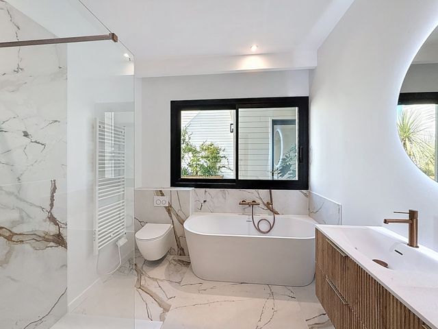 Appartement F6 à vendre - 5 pièces - 178 m2 - Arcachon - 33 - AQUITAINE