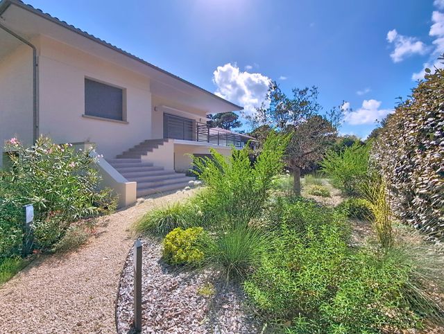 Maison &agrave; vendre - 8 pi&egrave;ces - 273 m2 - Arcachon - 33 - AQUITAINE