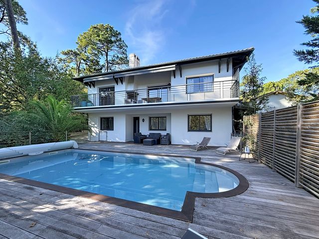 Maison à vendre - 7 pièces - 158 m2 - Arcachon - 33 - AQUITAINE