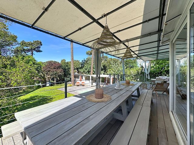 Maison &agrave; vendre - 7 pi&egrave;ces - 225,96 m2 - Arcachon - 33 - AQUITAINE