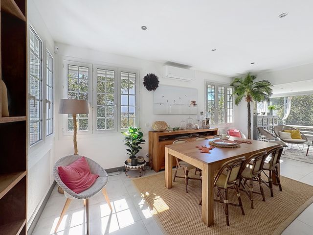 Maison &agrave; vendre - 7 pi&egrave;ces - 225,96 m2 - Arcachon - 33 - AQUITAINE