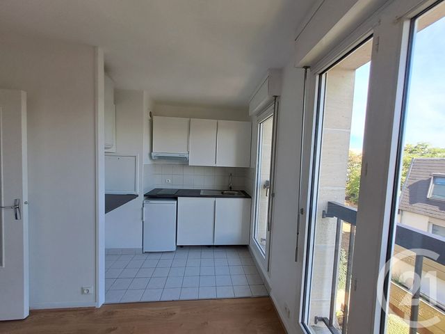 Appartement F1 &agrave; louer - 1 pi&egrave;ce - 24,43 m2 - Fontenay Aux Roses - 92 - ILE-DE-FRANCE