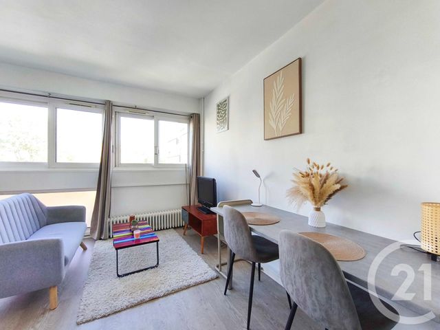 Appartement F1 &agrave; louer - 1 pi&egrave;ce - 25,07 m2 - Fontenay Aux Roses - 92 - ILE-DE-FRANCE