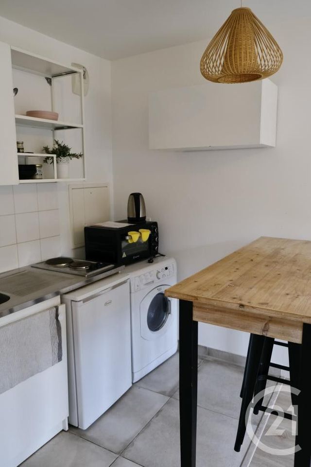Appartement F1 à louer - 1 pièce - 25,25 m2 - Fontenay Aux Roses - 92 - ILE-DE-FRANCE