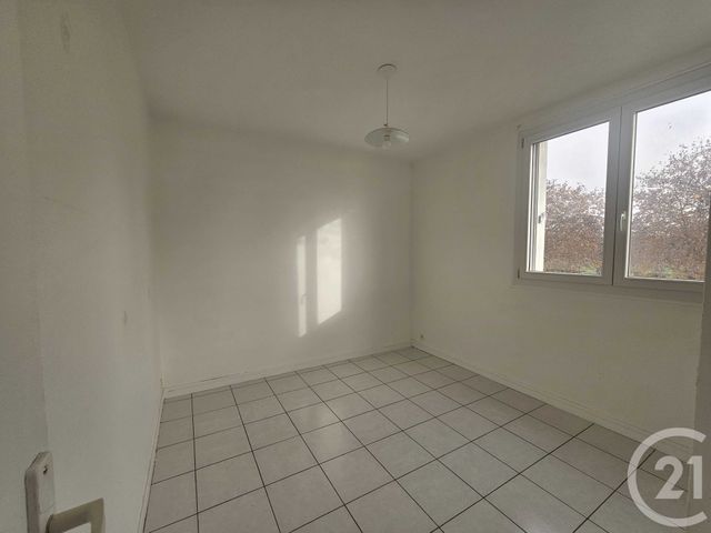Appartement F3 à louer - 3 pièces - 54,19 m2 - Le Plessis Robinson - 92 - ILE-DE-FRANCE