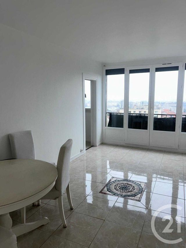 Appartement F2 &agrave; louer - 2 pi&egrave;ces - 42,34 m2 - Villejuif - 94 - ILE-DE-FRANCE
