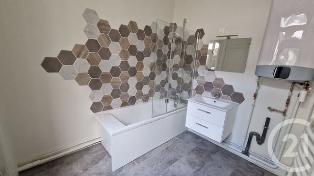 Appartement F2 &agrave; louer - 2 pi&egrave;ces - 65,35 m2 - Rouen - 76 - HAUTE-NORMANDIE