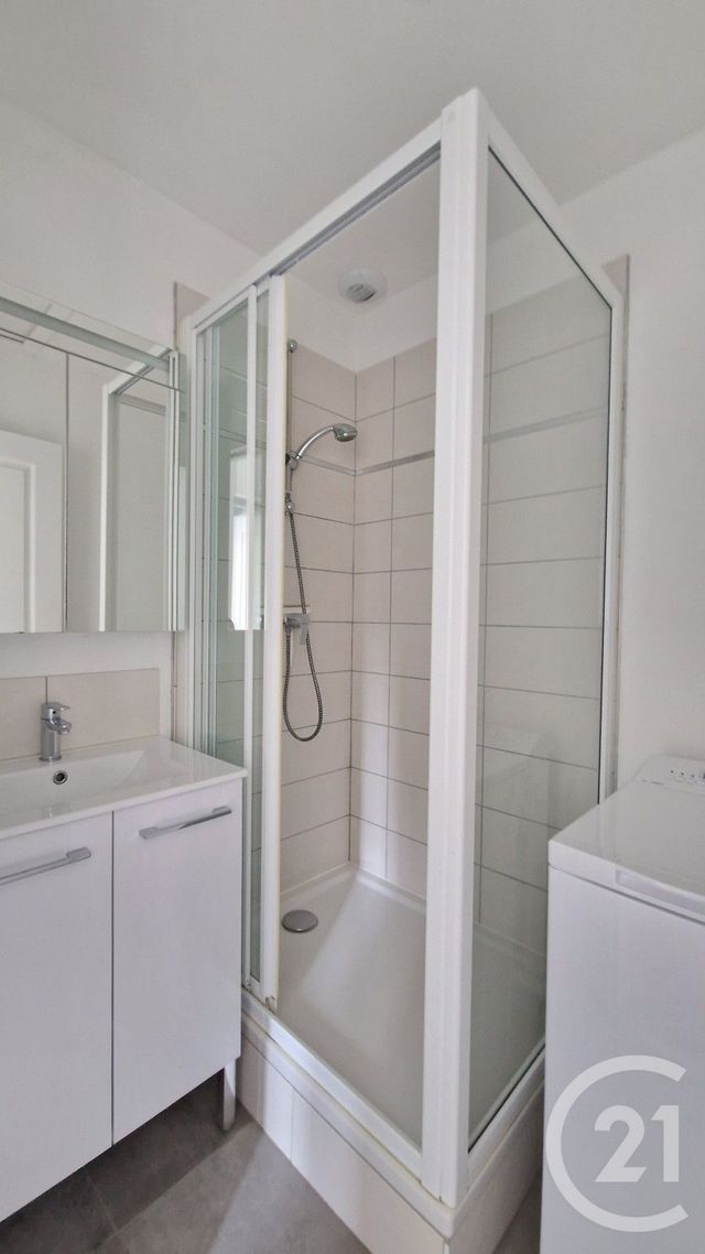 Appartement F3 &agrave; louer - 3 pi&egrave;ces - 41 m2 - Rouen - 76 - HAUTE-NORMANDIE