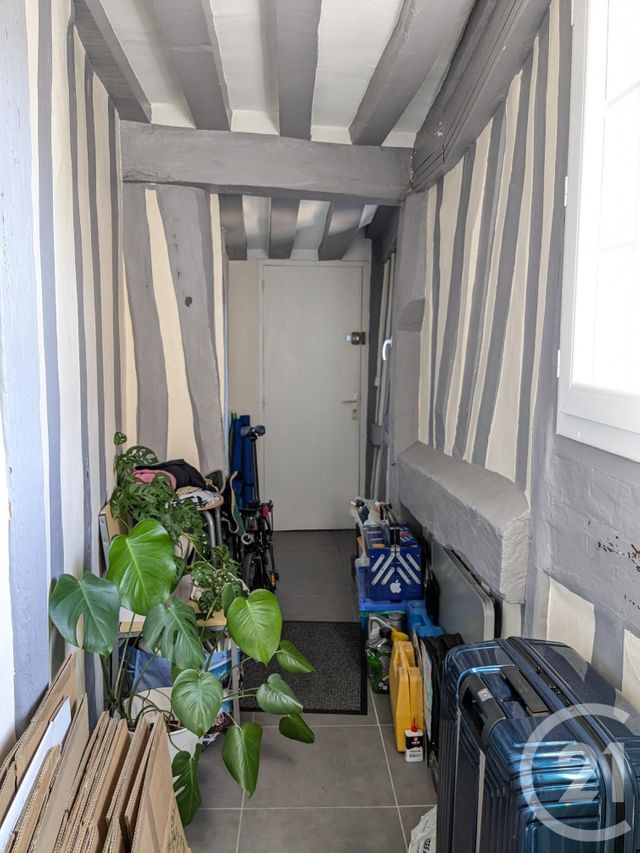 Appartement F2 &agrave; louer - 2 pi&egrave;ces - 40 m2 - Rouen - 76 - HAUTE-NORMANDIE