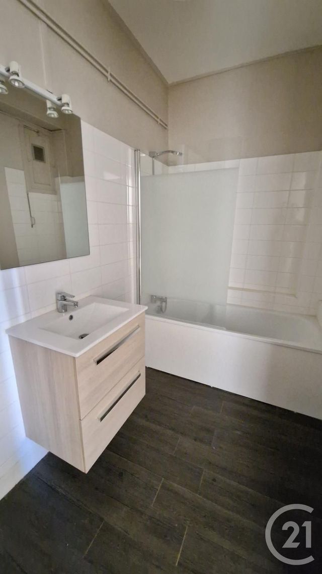 Appartement F3 &agrave; louer - 3 pi&egrave;ces - 71,79 m2 - Rouen - 76 - HAUTE-NORMANDIE