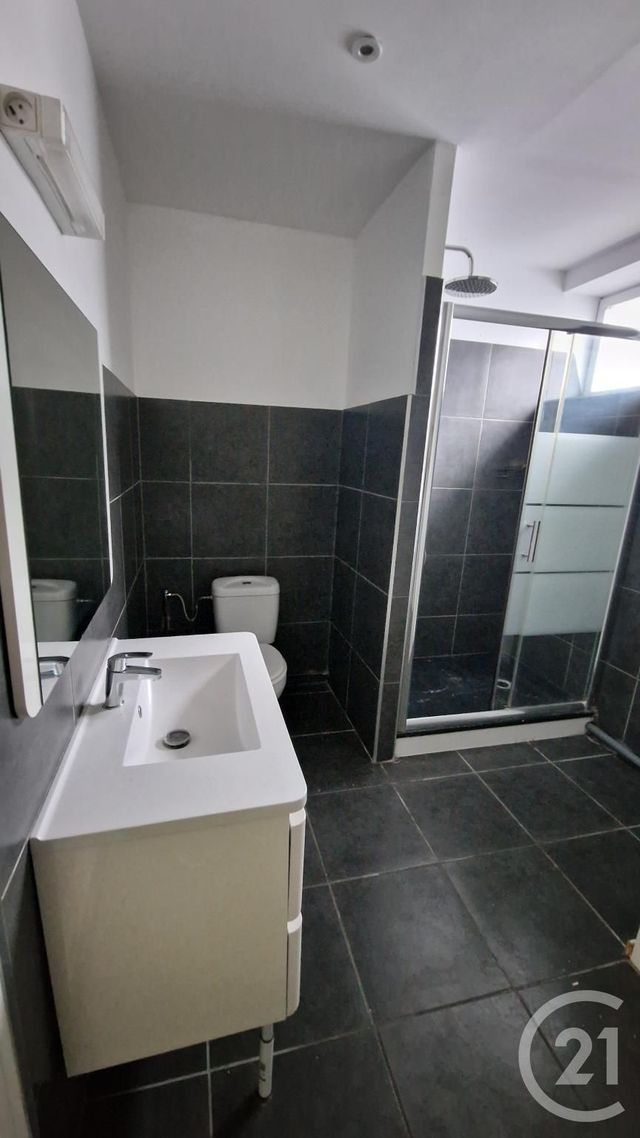 Appartement F3 &agrave; louer - 3 pi&egrave;ces - 65 m2 - Rouen - 76 - HAUTE-NORMANDIE