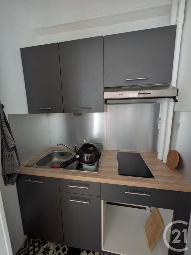 Appartement F3 &agrave; louer - 3 pi&egrave;ces - 49,04 m2 - Rouen - 76 - HAUTE-NORMANDIE