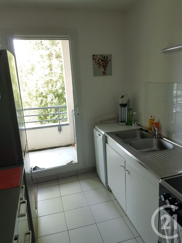 Appartement F2 &agrave; louer - 2 pi&egrave;ces - 48,60 m2 - Bois Guillaume - 76 - HAUTE-NORMANDIE