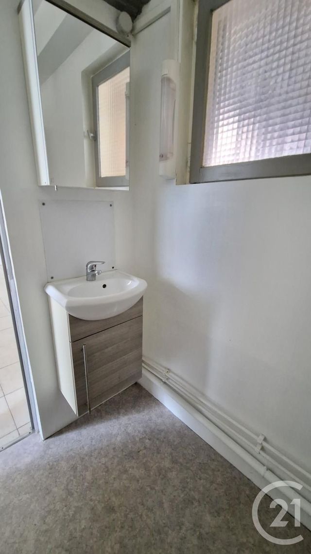Appartement F1 &agrave; louer - 1 pi&egrave;ce - 25,64 m2 - Rouen - 76 - HAUTE-NORMANDIE