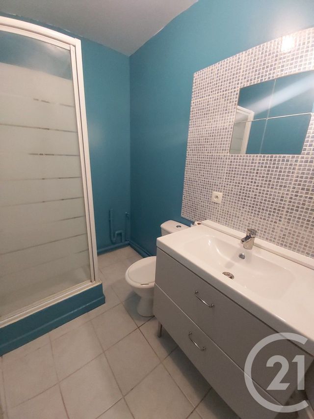 Appartement &agrave; louer - 2 pi&egrave;ces - 25,47 m2 - Le Mesnil Esnard - 76 - HAUTE-NORMANDIE