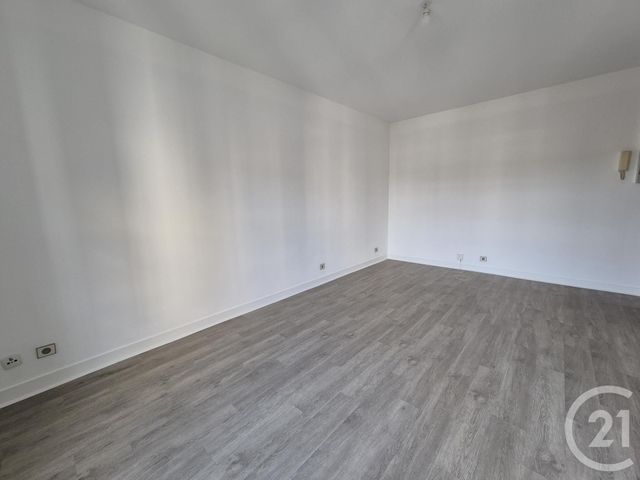 Appartement F1 &agrave; louer - 1 pi&egrave;ce - 23,62 m2 - Rouen - 76 - HAUTE-NORMANDIE