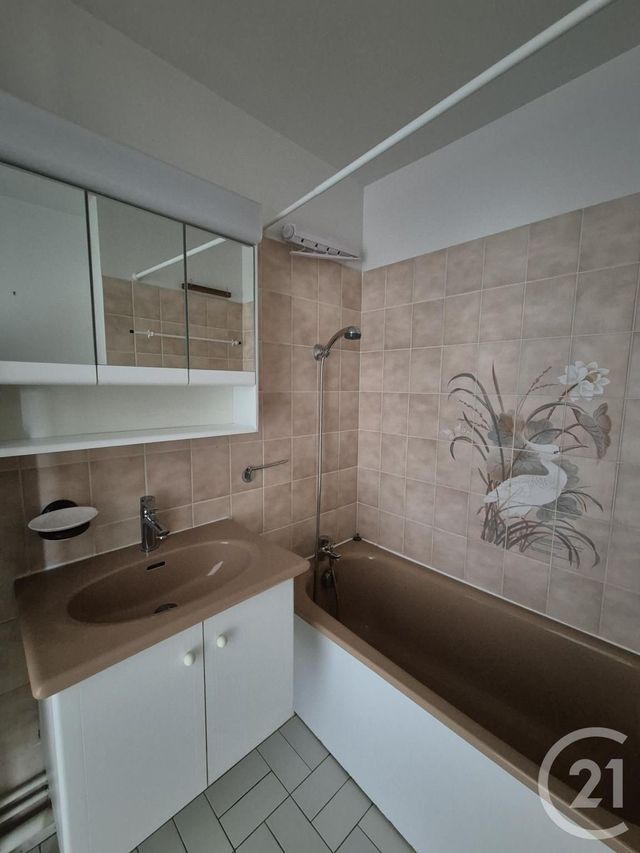 Appartement F1 &agrave; louer - 1 pi&egrave;ce - 23,62 m2 - Rouen - 76 - HAUTE-NORMANDIE