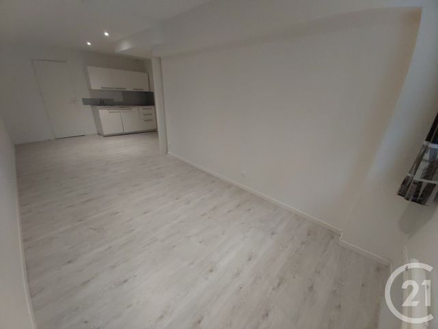 Appartement F1 &agrave; louer - 1 pi&egrave;ce - 28,49 m2 - Rouen - 76 - HAUTE-NORMANDIE
