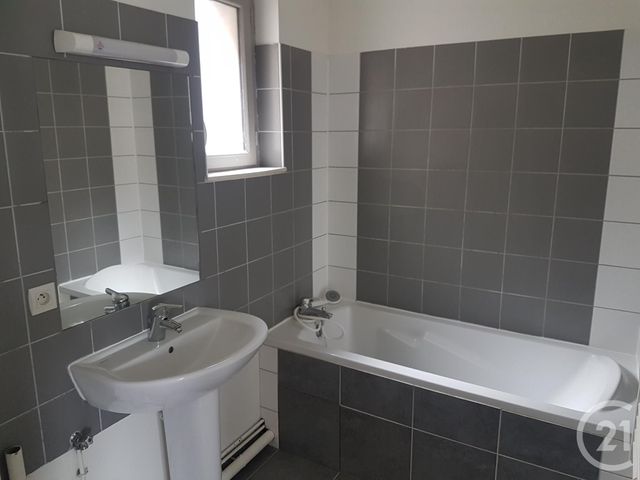 Appartement &agrave; louer - 3 pi&egrave;ces - 46,05 m2 - Rouen - 76 - HAUTE-NORMANDIE