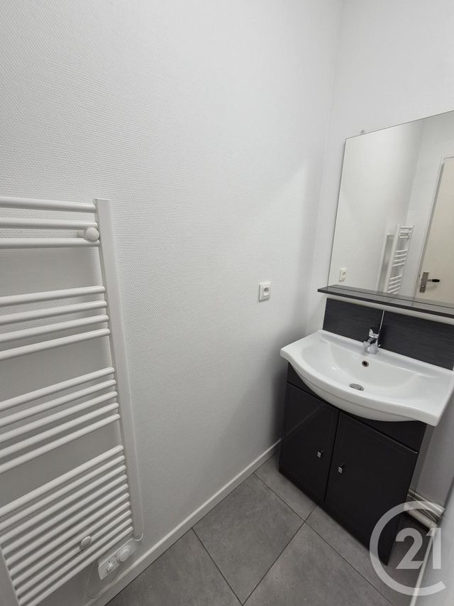 Appartement F2 &agrave; louer - 2 pi&egrave;ces - 38,21 m2 - Rouen - 76 - HAUTE-NORMANDIE