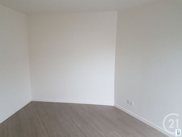 Appartement F3 &agrave; louer - 3 pi&egrave;ces - 78,02 m2 - Rouen - 76 - HAUTE-NORMANDIE